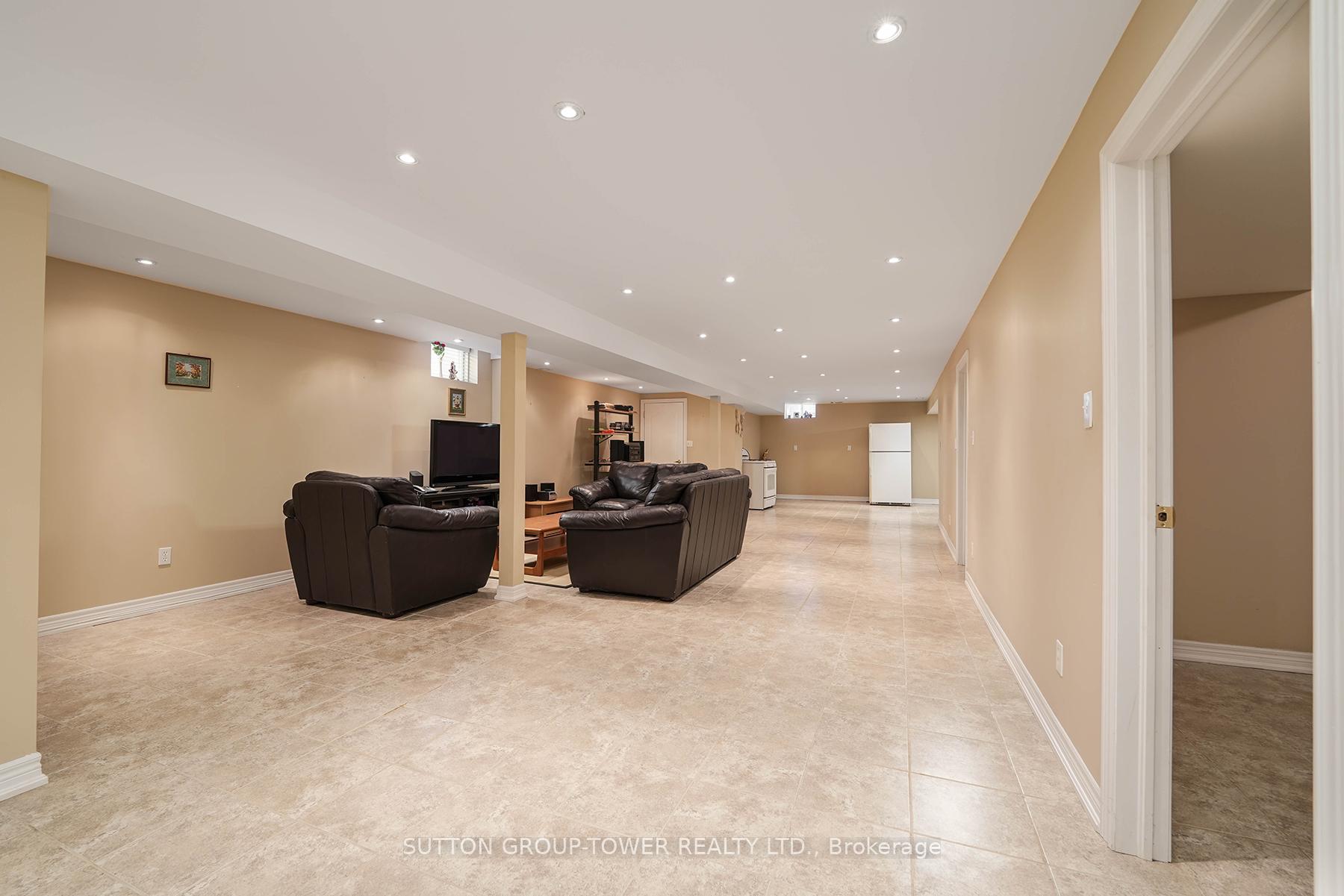 Photo 29 of 41 Vas Road, Vaughan, Vellore Village — HOMEH