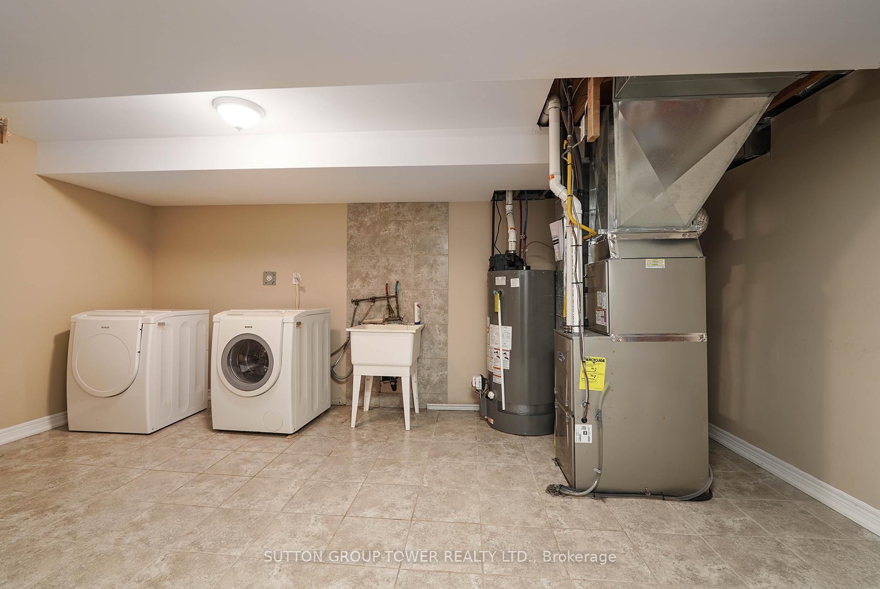 Photo 37 of 41 Vas Road, Vaughan, Vellore Village — HOMEH