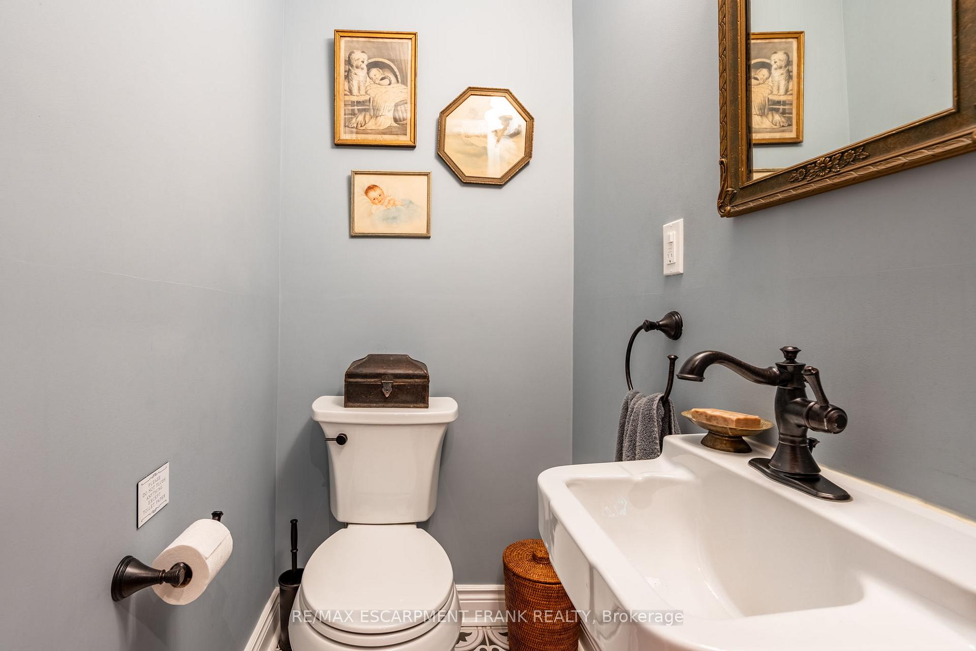 Photo 10 of 60 Glenfern Avenue, Hamilton, Kirkendall — HOMEH