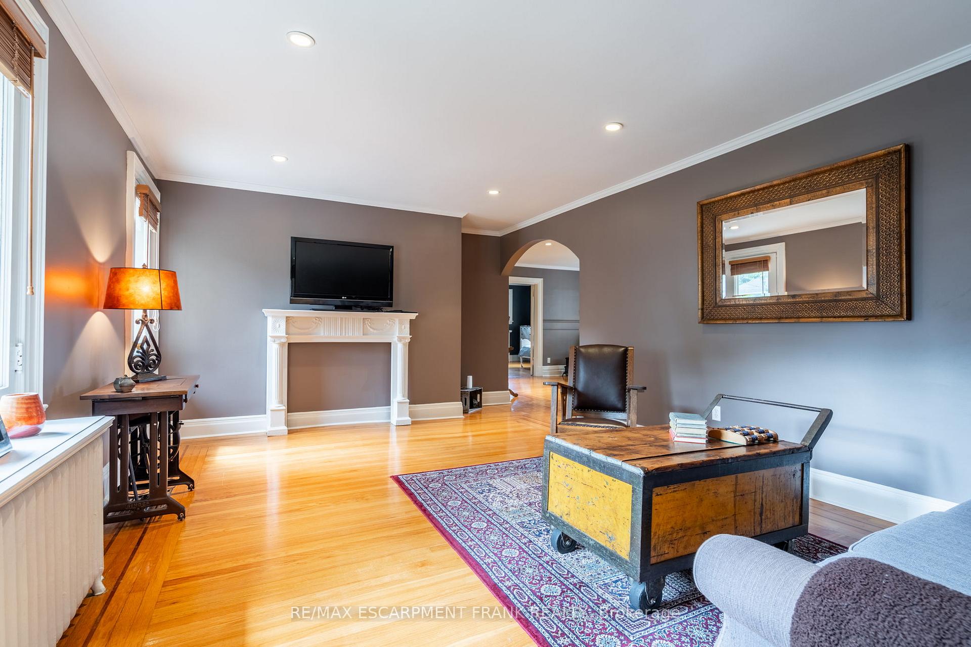 Photo 15 of 60 Glenfern Avenue, Hamilton, Kirkendall — HOMEH