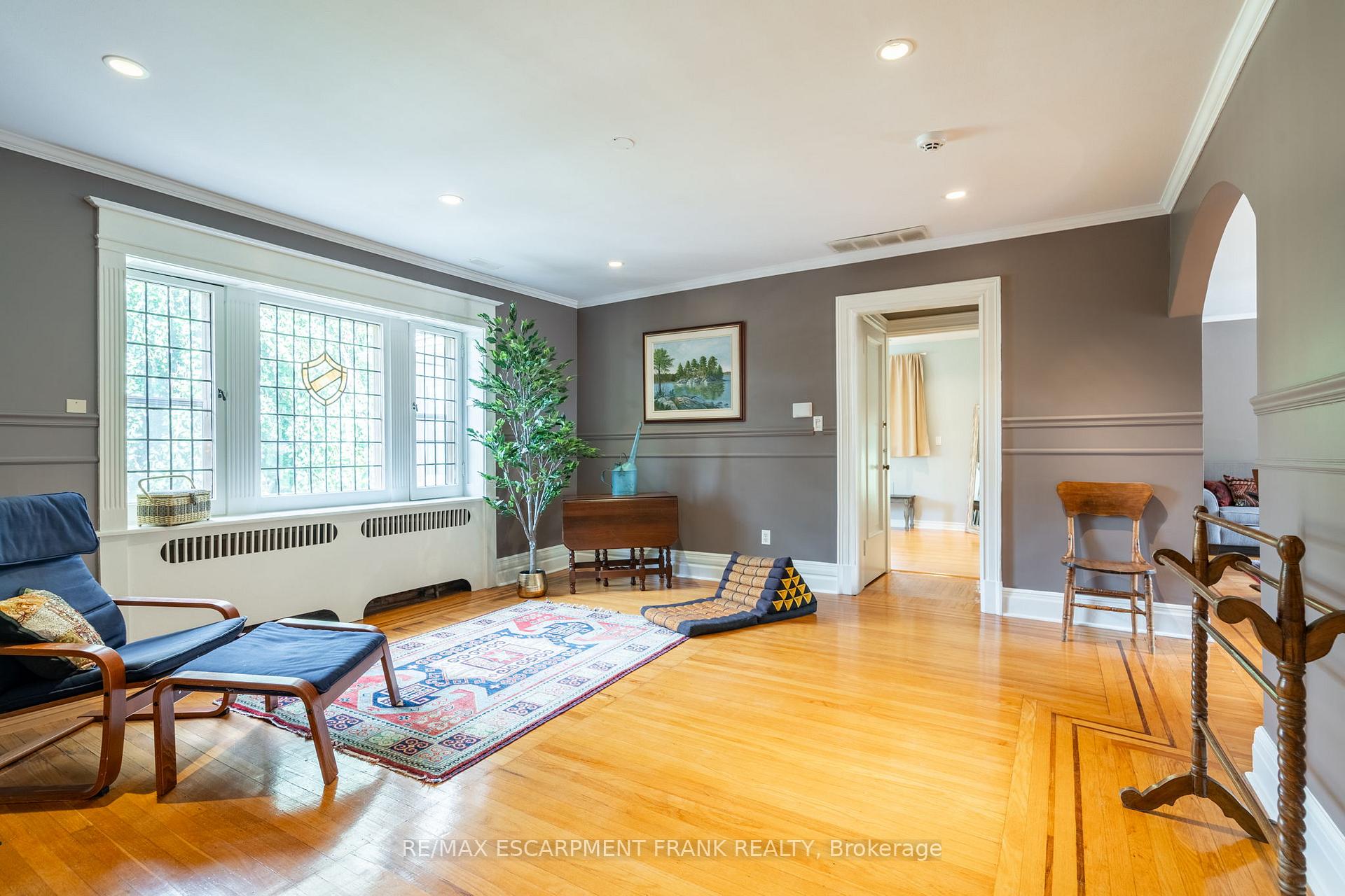 Photo 19 of 60 Glenfern Avenue, Hamilton, Kirkendall — HOMEH
