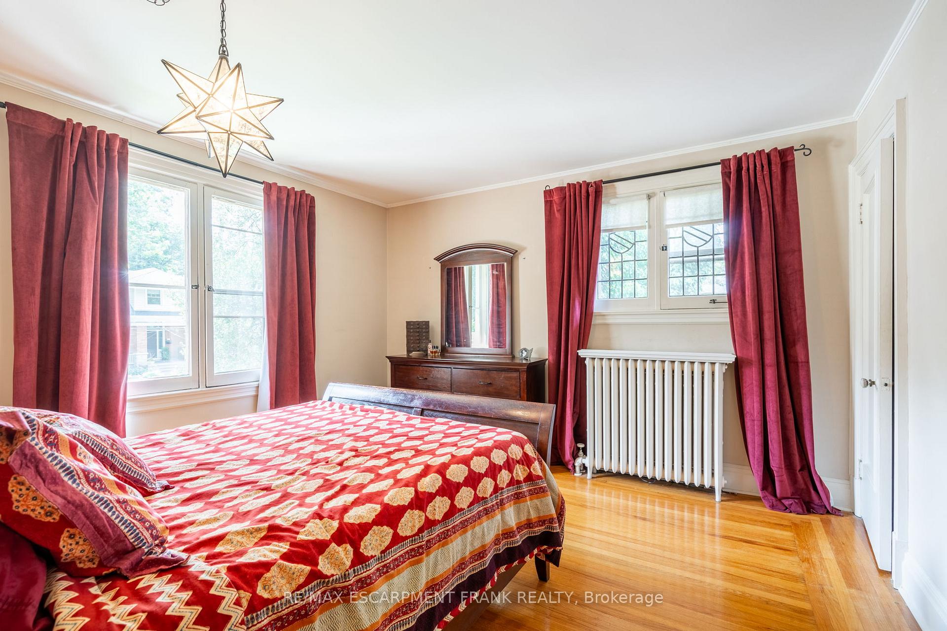 Photo 17 of 60 Glenfern Avenue, Hamilton, Kirkendall — HOMEH