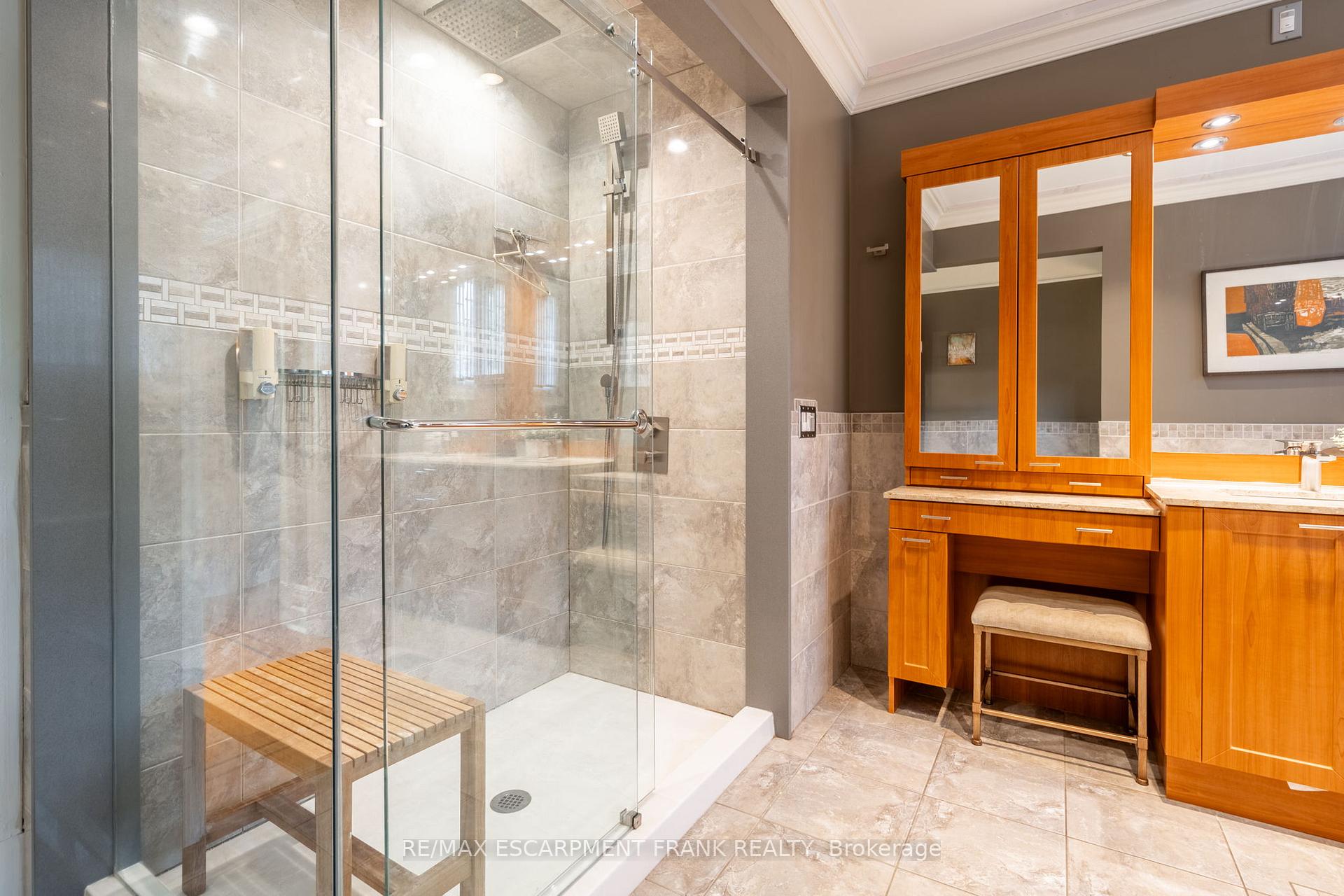 Photo 20 of 60 Glenfern Avenue, Hamilton, Kirkendall — HOMEH