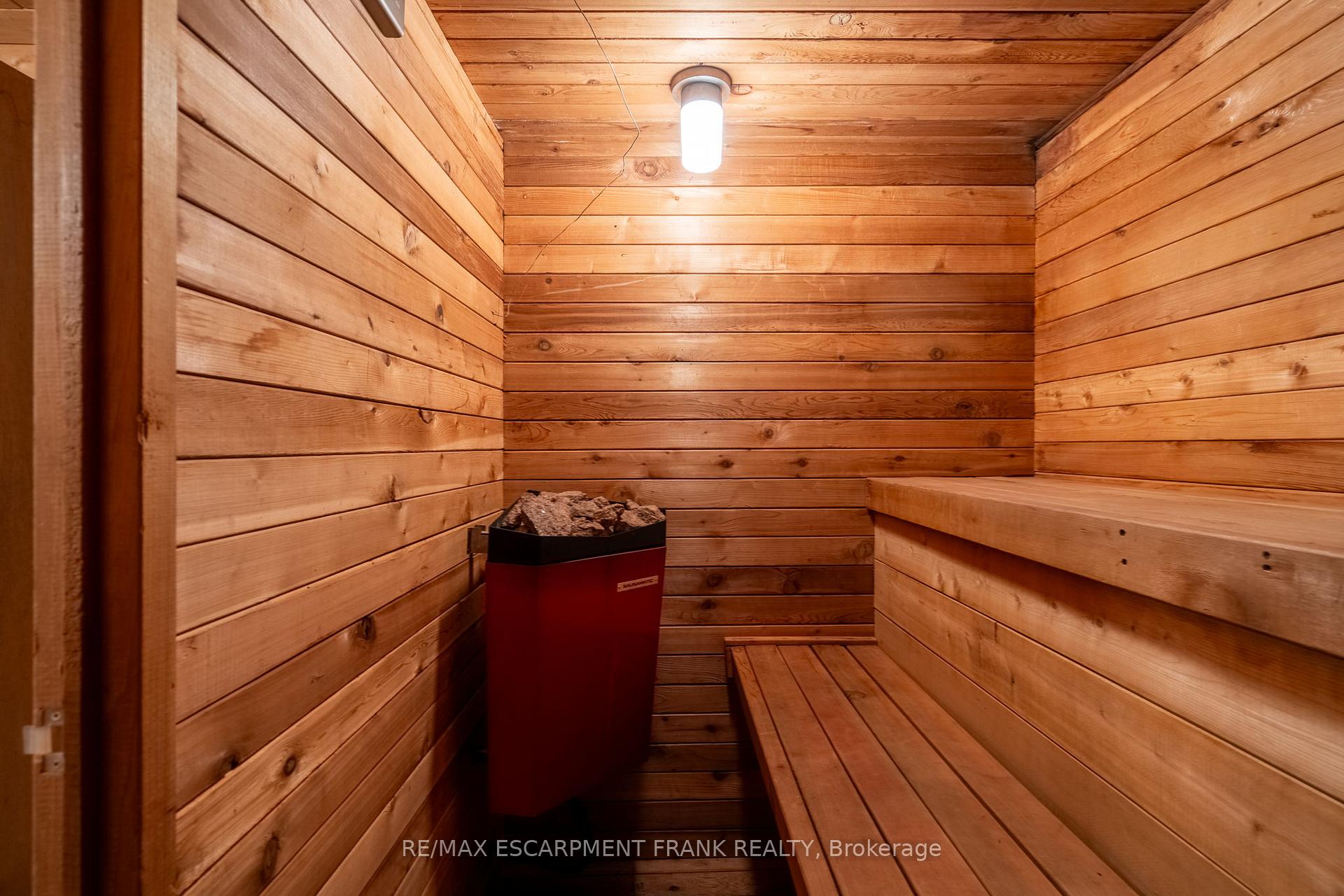 Photo 28 of 60 Glenfern Avenue, Hamilton, Kirkendall — HOMEH