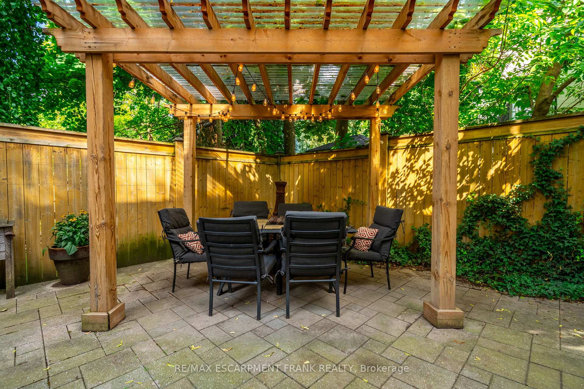 Photo 34 of 60 Glenfern Avenue, Hamilton, Kirkendall — HOMEH