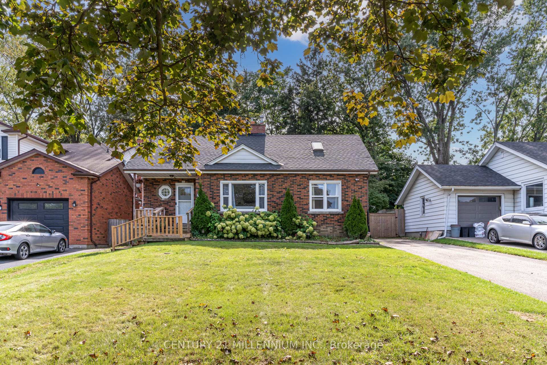 Front of 311 Sanatorium Road