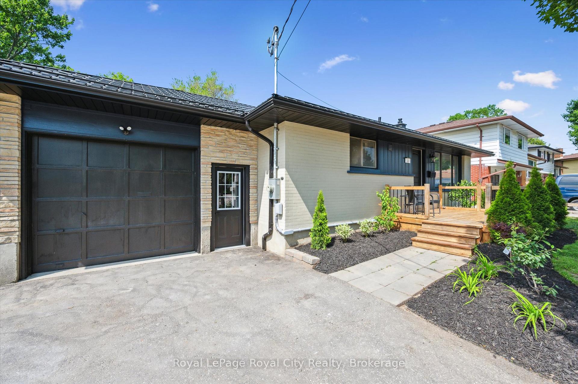 Photo 4 of 22 Heath Road, Guelph, Junction/Onward Willow — HOMEH