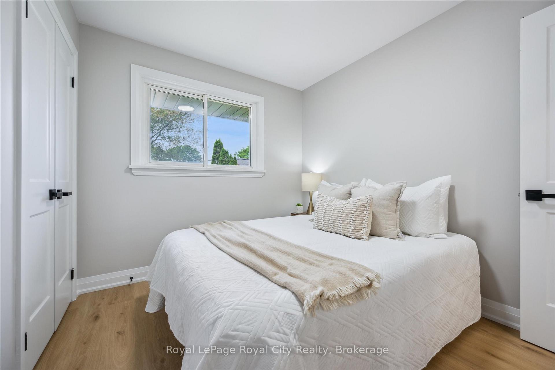 Photo 18 of 22 Heath Road, Guelph, Junction/Onward Willow — HOMEH
