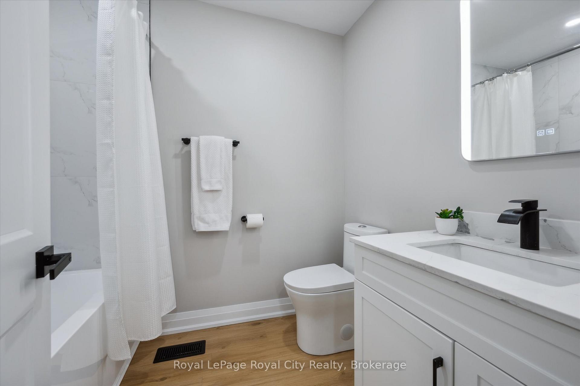 Photo 19 of 22 Heath Road, Guelph, Junction/Onward Willow — HOMEH