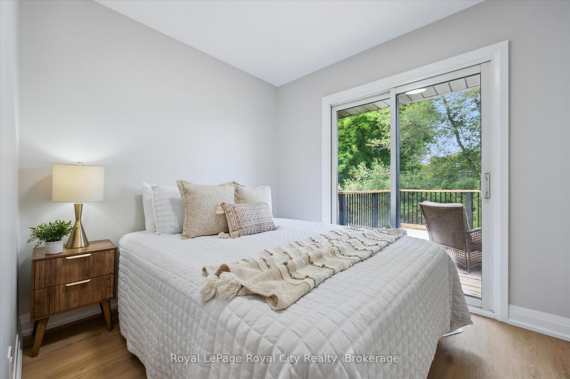 Photo 21 of 22 Heath Road, Guelph, Junction/Onward Willow — HOMEH