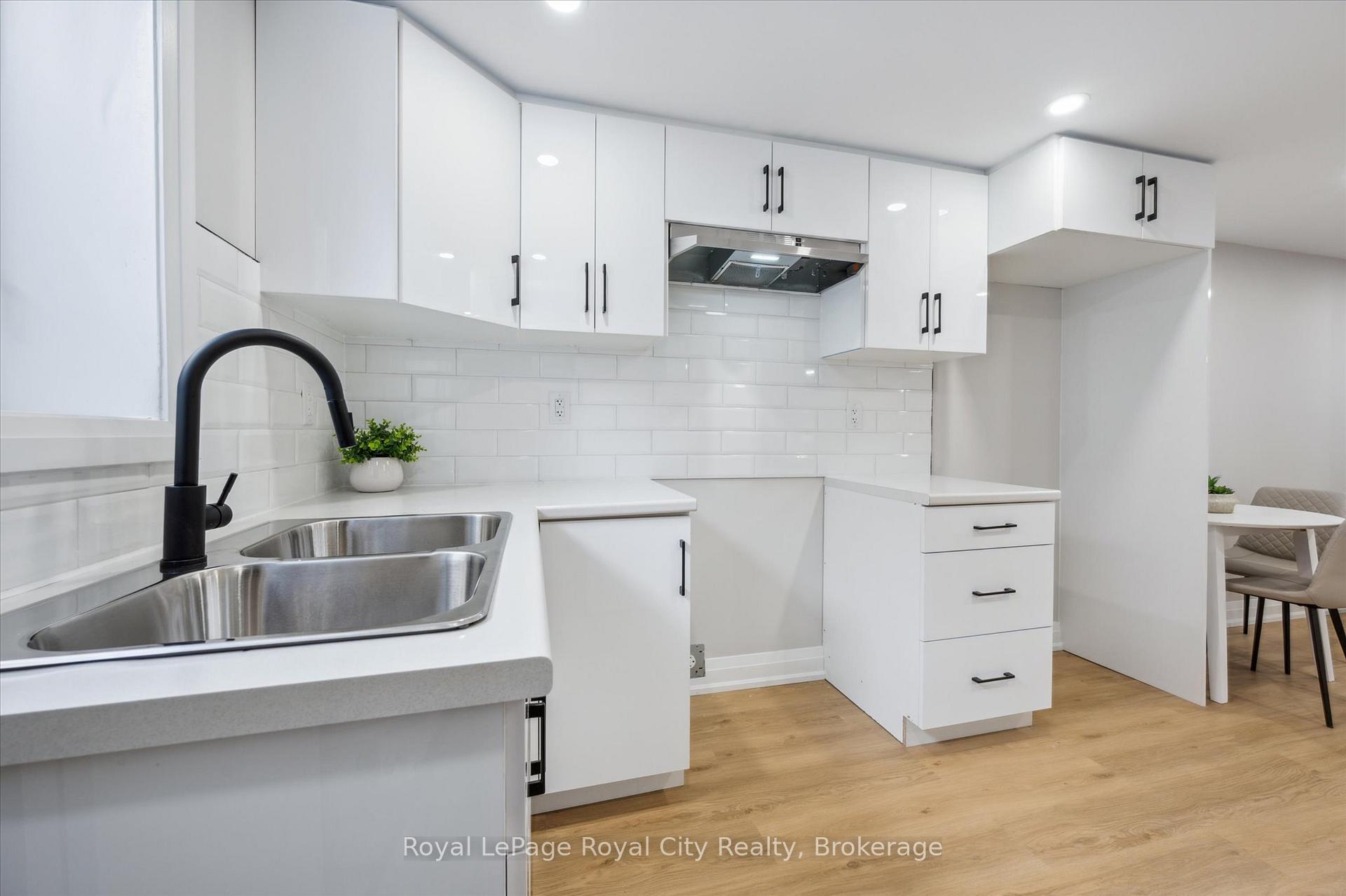 Photo 30 of 22 Heath Road, Guelph, Junction/Onward Willow — HOMEH