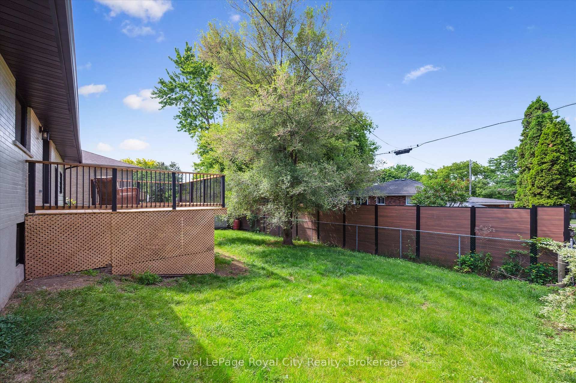 Photo 38 of 22 Heath Road, Guelph, Junction/Onward Willow — HOMEH