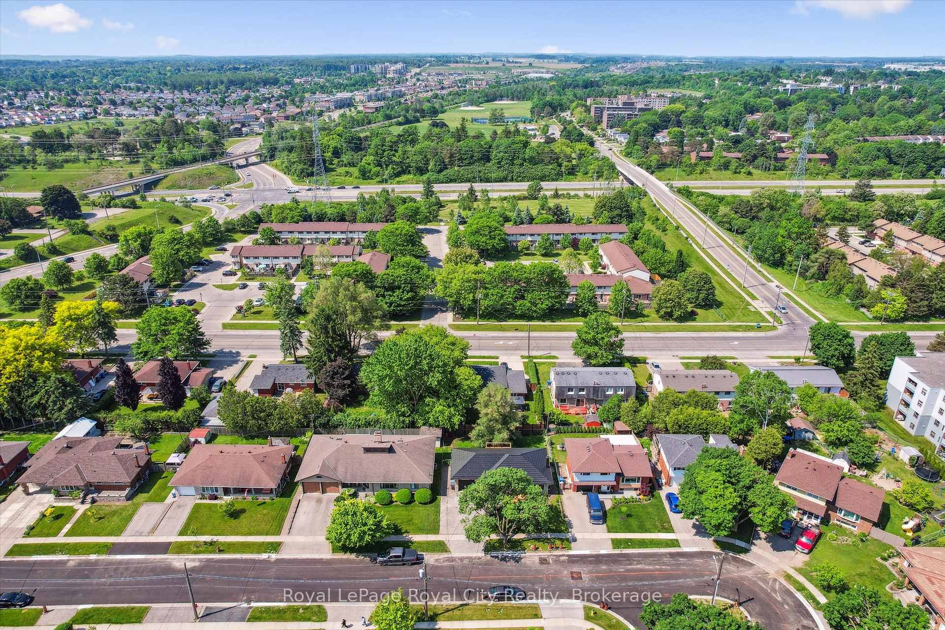 Photo 42 of 22 Heath Road, Guelph, Junction/Onward Willow — HOMEH