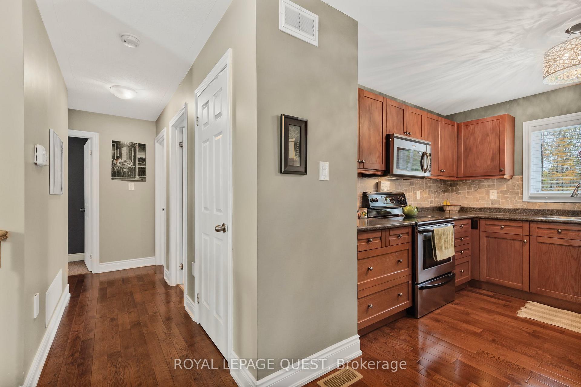 Photo 11 of 3270 Goldstein Road, Severn, Washago — HOMEH