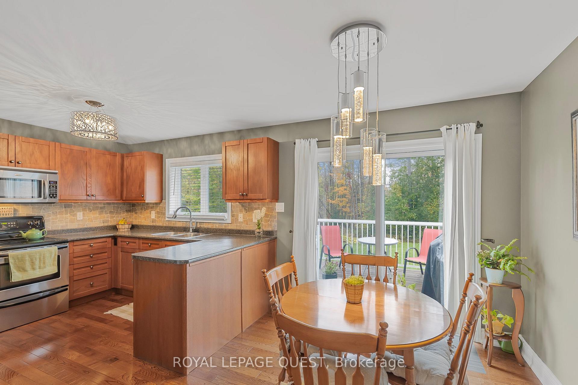 Photo 9 of 3270 Goldstein Road, Severn, Washago — HOMEH