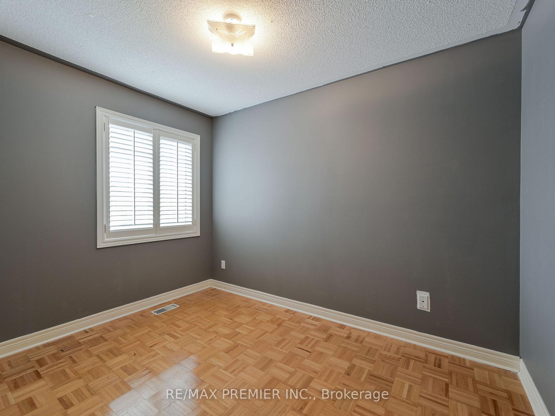 Photo 20 of 81 Archbury Circle, Caledon, Bolton East — HOMEH