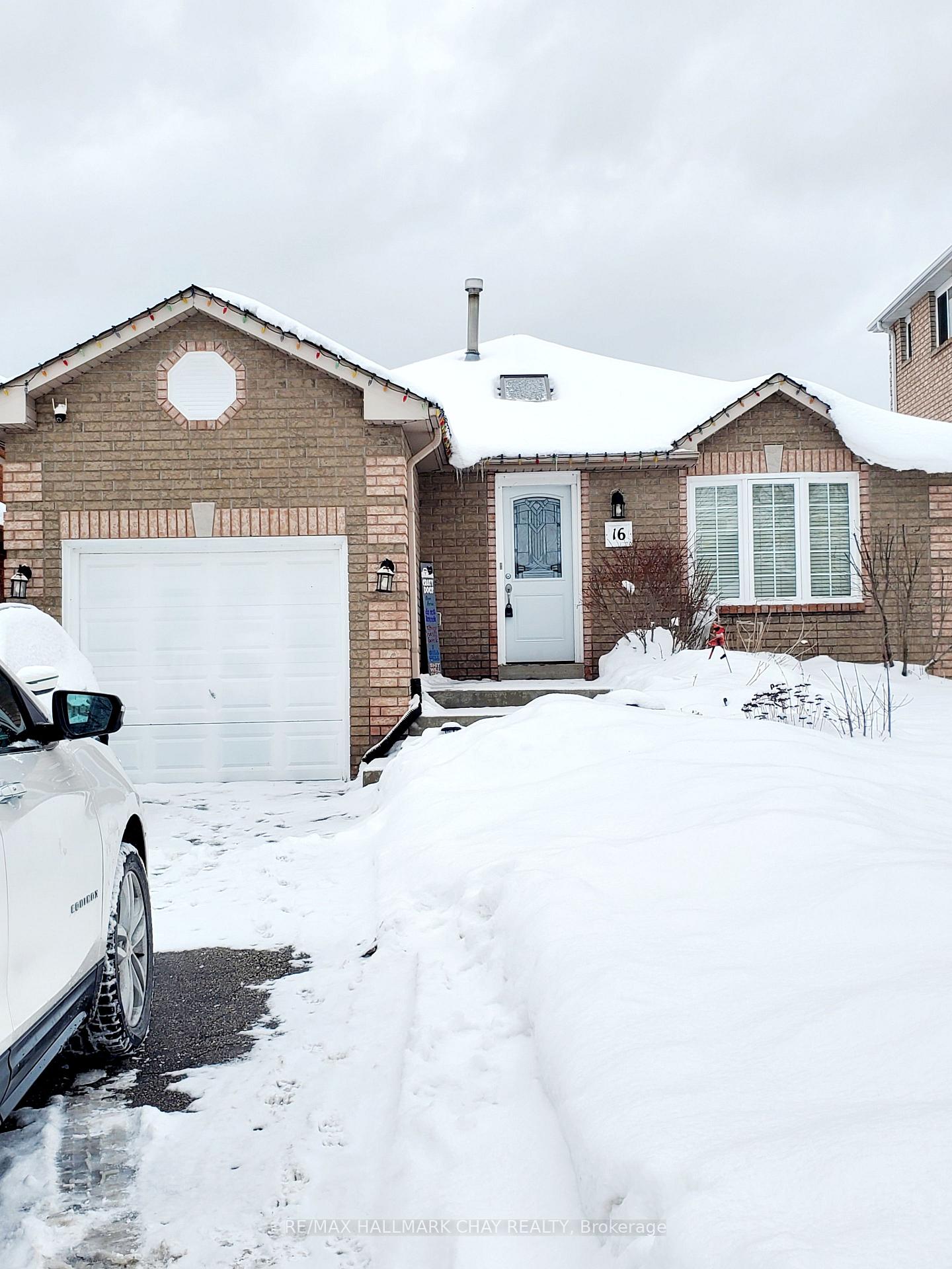 Front of 16 Waddington Crescent