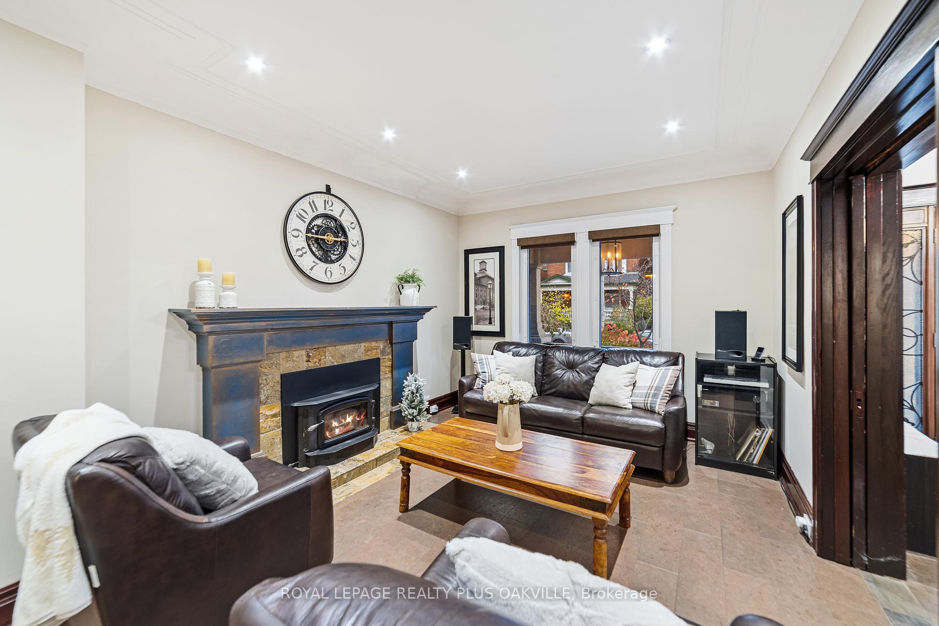 Photo 7 of 53 Barnesdale Avenue S, Hamilton, Stipley — HOMEH