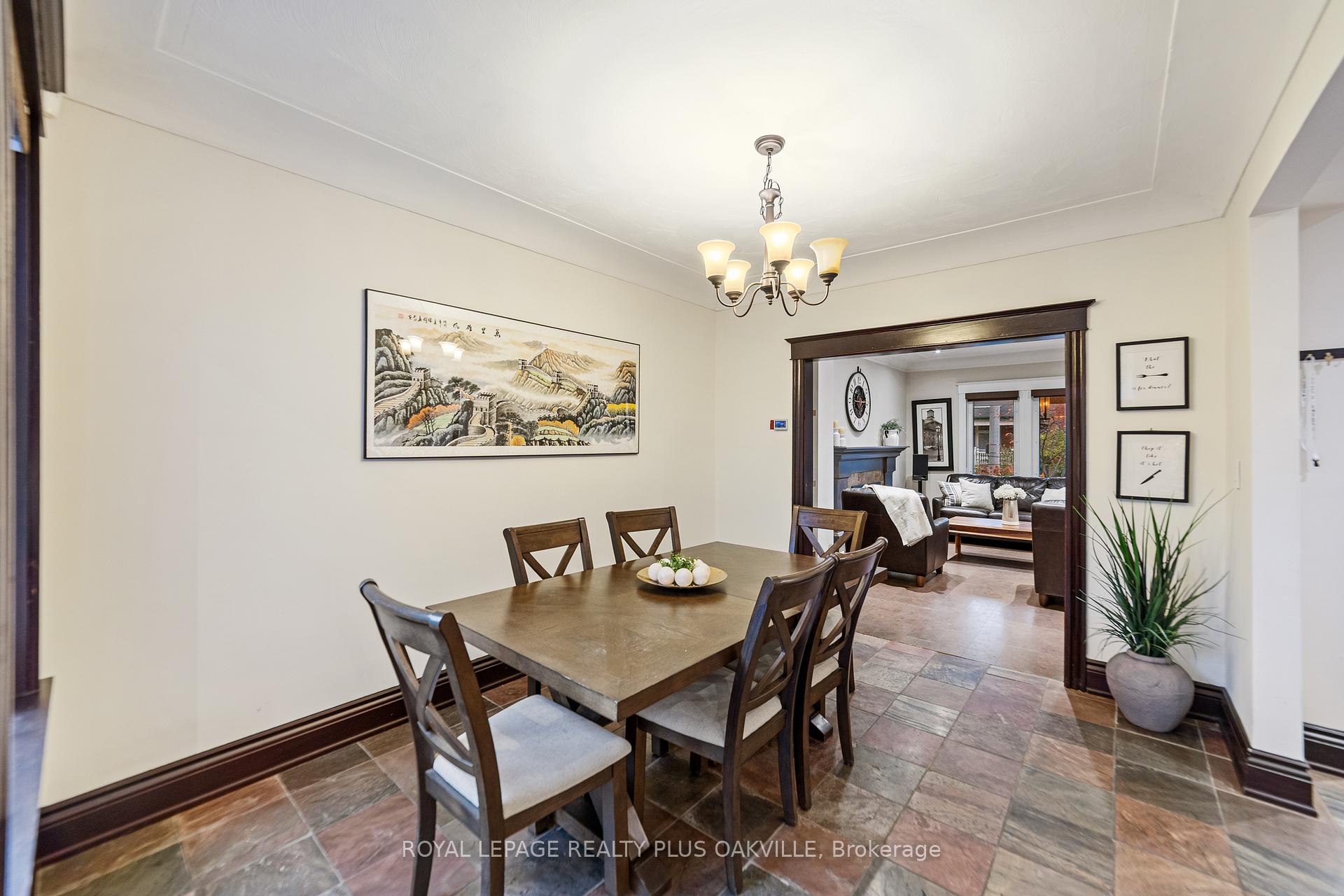 Photo 13 of 53 Barnesdale Avenue S, Hamilton, Stipley — HOMEH