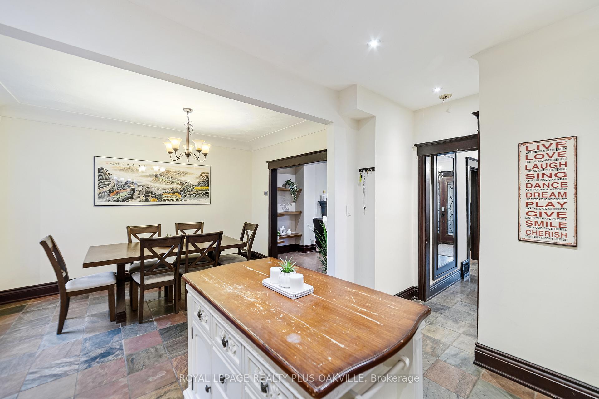 Photo 15 of 53 Barnesdale Avenue S, Hamilton, Stipley — HOMEH
