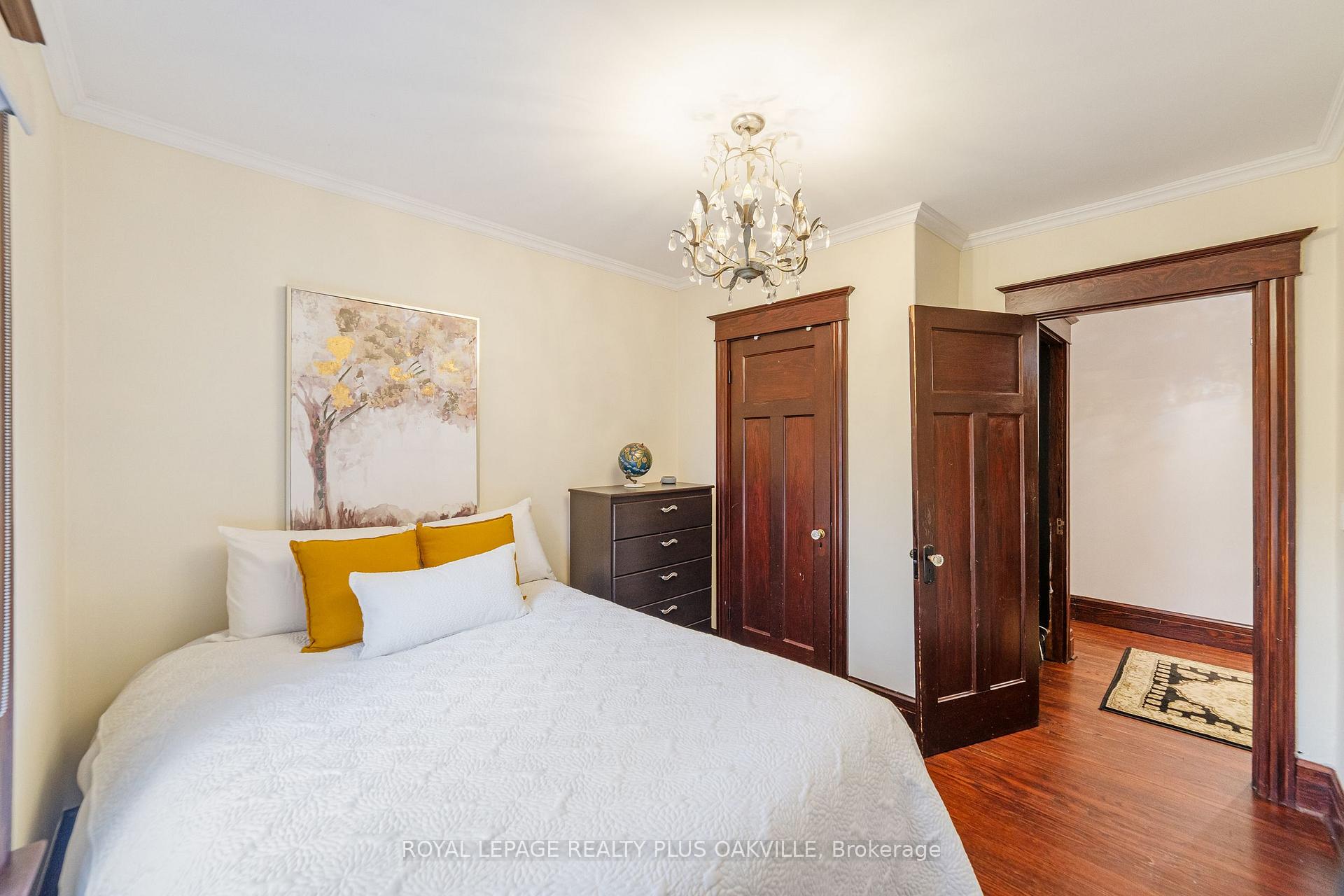 Photo 21 of 53 Barnesdale Avenue S, Hamilton, Stipley — HOMEH