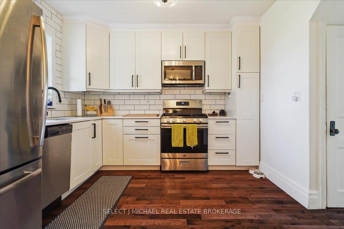 Photo 16 of 62 East 26TH Street, Hamilton, Eastmount — HOMEH