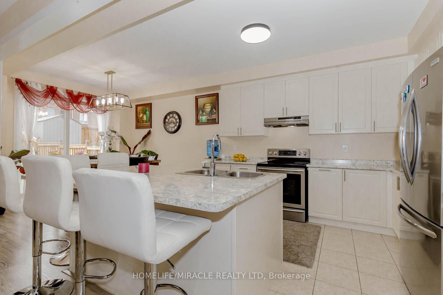 Photo 34 of 124 Casserley Crescent, New Tecumseth, Tottenham — HOMEH