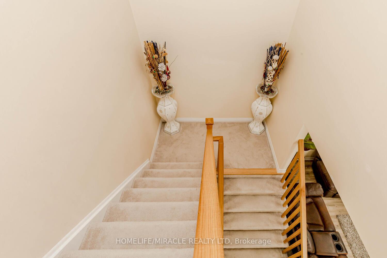 Photo 17 of 124 Casserley Crescent, New Tecumseth, Tottenham — HOMEH