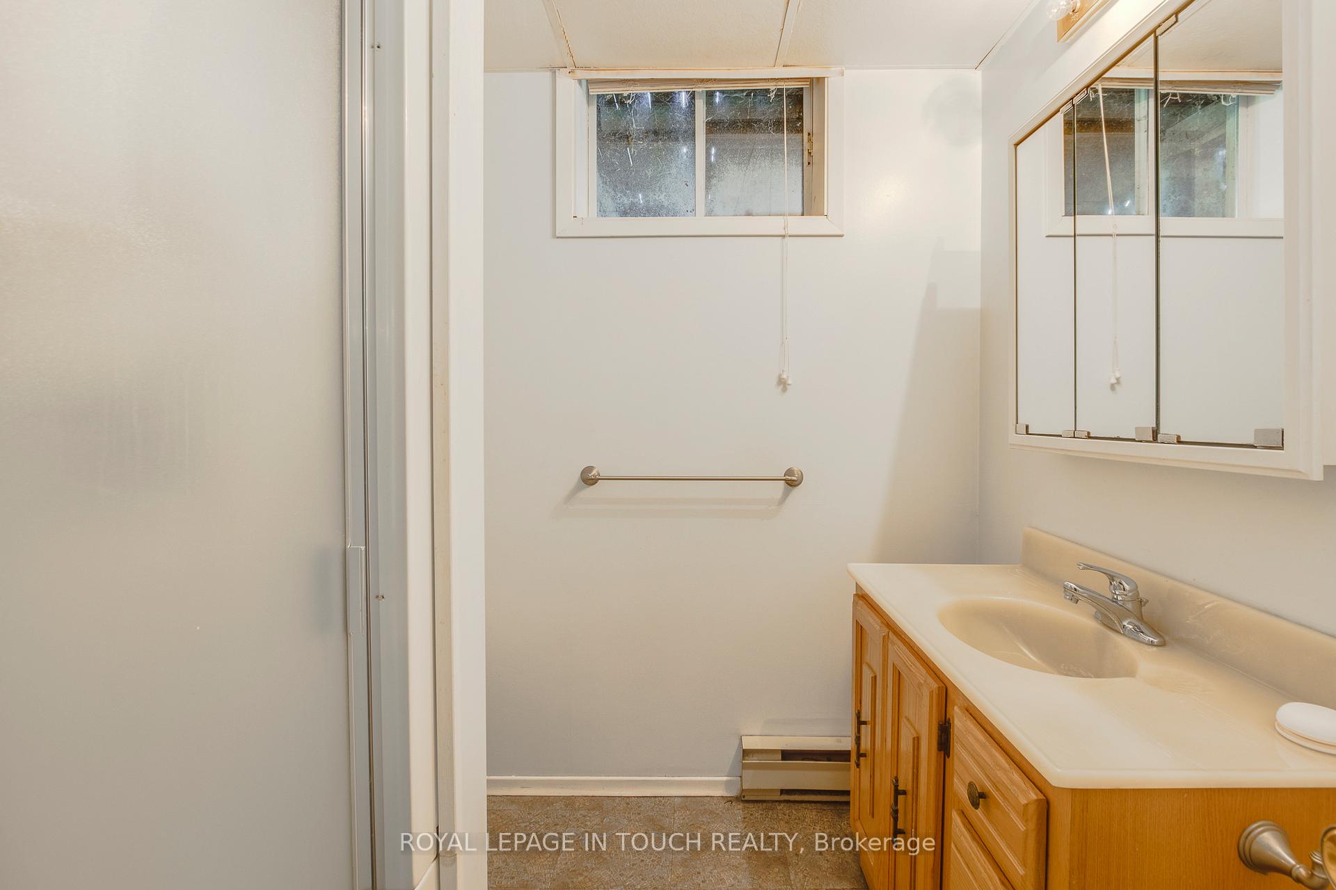 Photo 30 of 61 Beaufort Crescent, Tiny, Rural Tiny — HOMEH