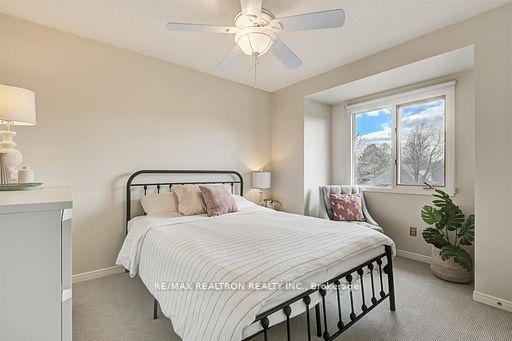 Photo 22 of 70 Humber Valley Crescent, King, King City — HOMEH