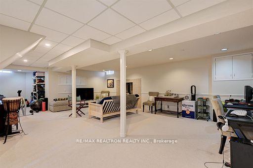 Photo 23 of 70 Humber Valley Crescent, King, King City — HOMEH