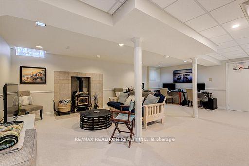 Photo 25 of 70 Humber Valley Crescent, King, King City — HOMEH