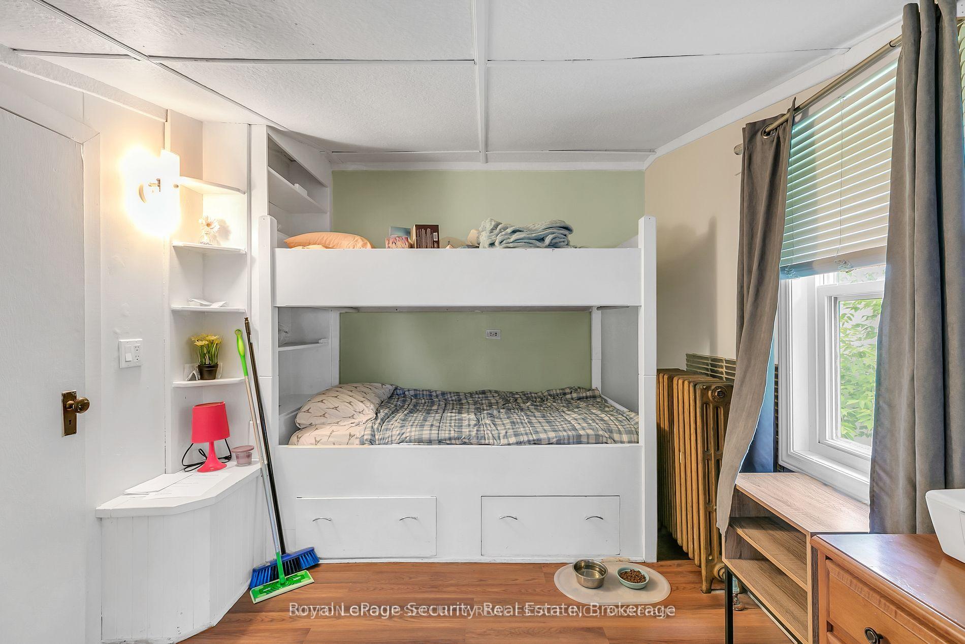 Photo 6 of 2102 Victoria Street E, Innisfil, Stroud — HOMEH