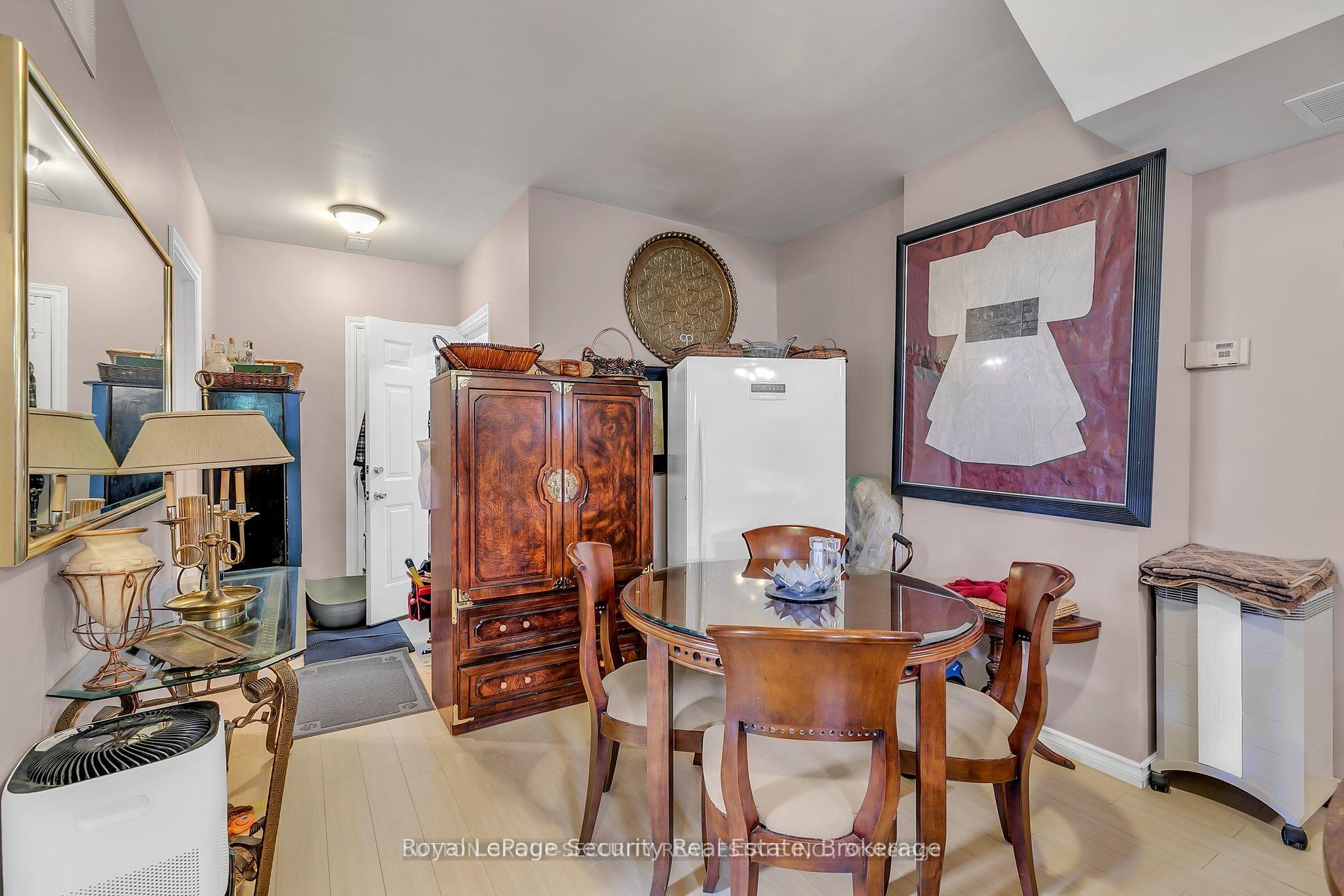 Photo 27 of 2102 Victoria Street E, Innisfil, Stroud — HOMEH