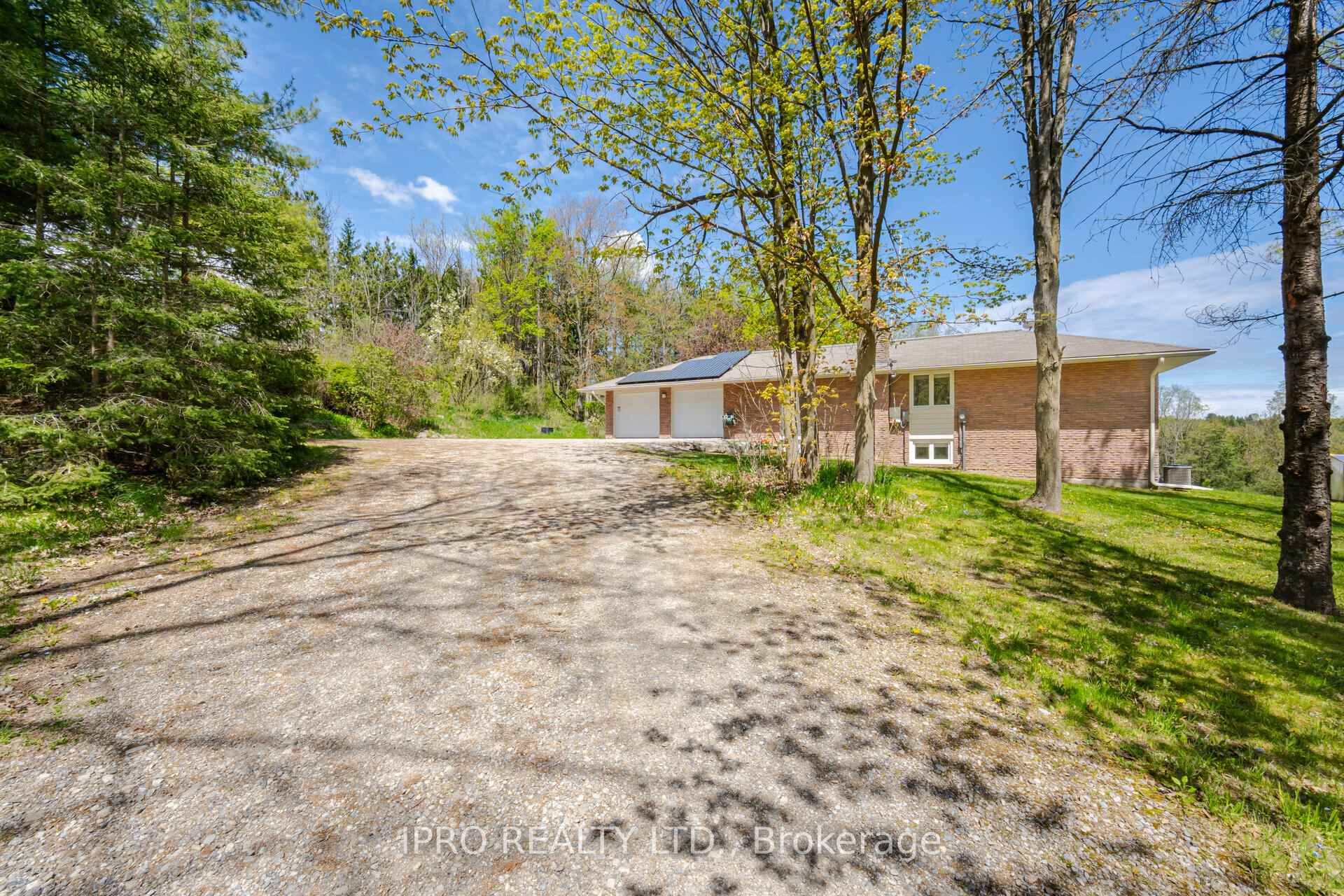 Photo 5 of 18697 Centreville Creek Road, Caledon, Rural Caledon — HOMEH