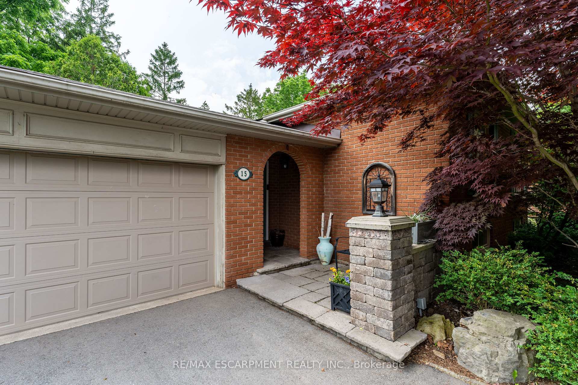 Front of 15 Laurendale Avenue