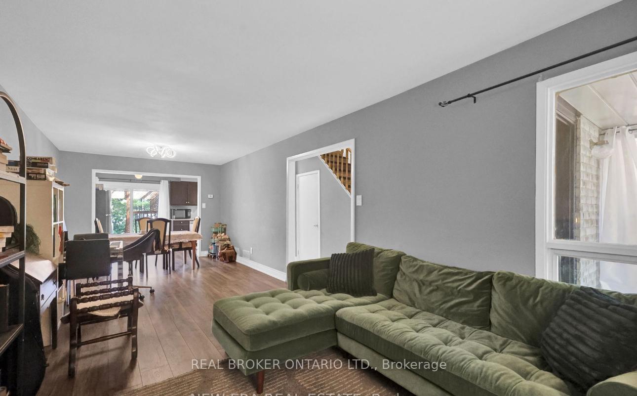 Photo 23 of 37 Stather Crescent, Markham, Milliken Mills East — HOMEH