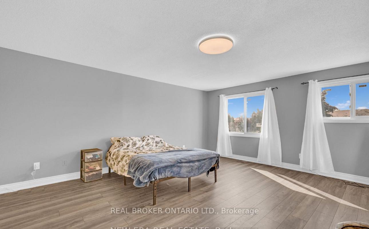 Photo 13 of 37 Stather Crescent, Markham, Milliken Mills East — HOMEH