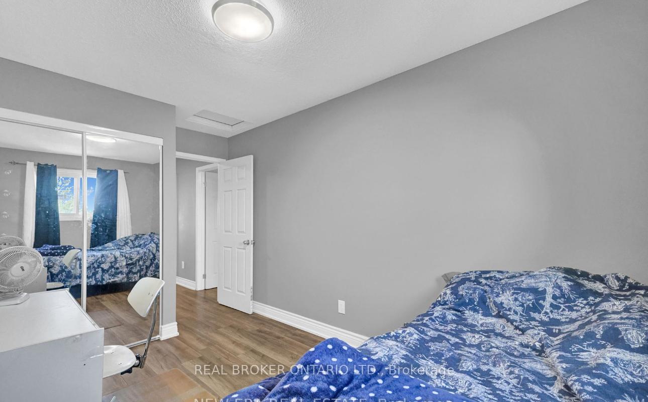 Photo 12 of 37 Stather Crescent, Markham, Milliken Mills East — HOMEH