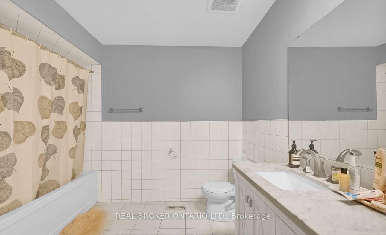 Photo 25 of 37 Stather Crescent, Markham, Milliken Mills East — HOMEH