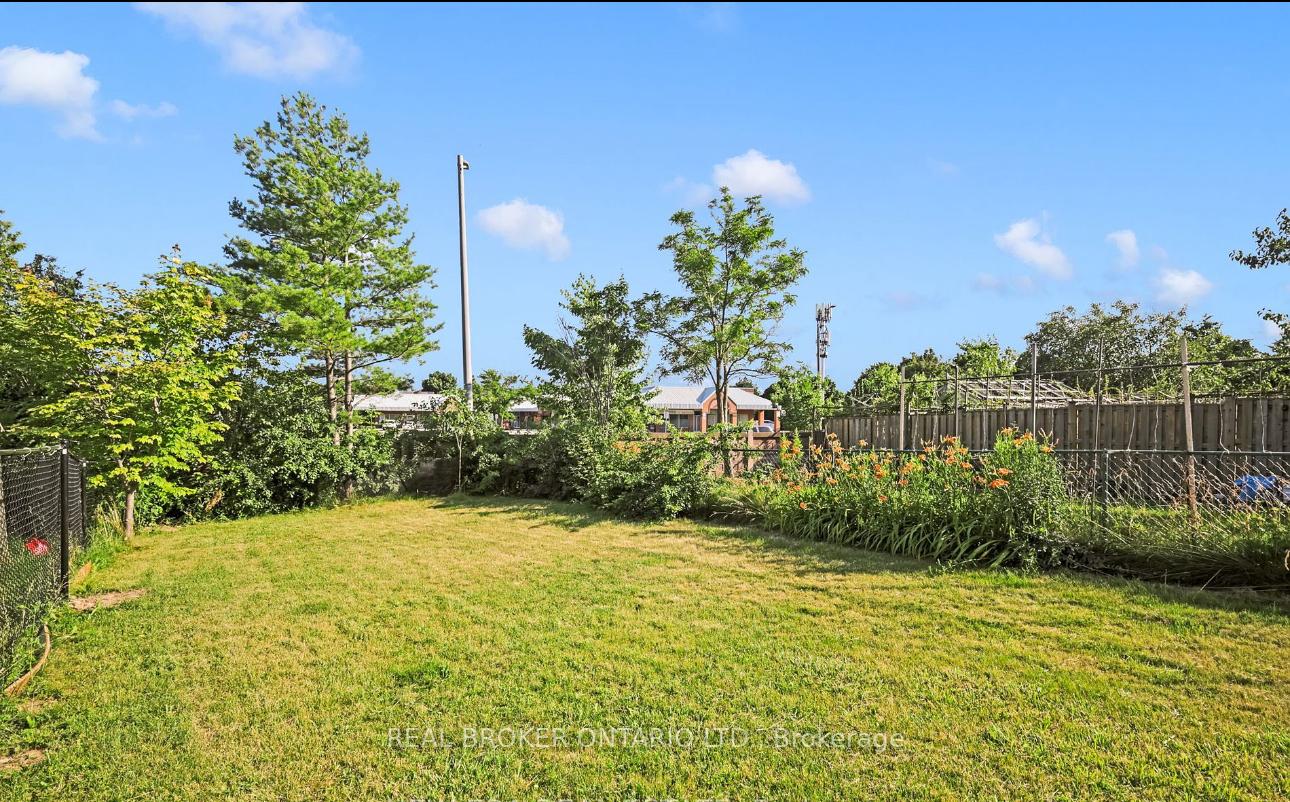 Photo 30 of 37 Stather Crescent, Markham, Milliken Mills East — HOMEH