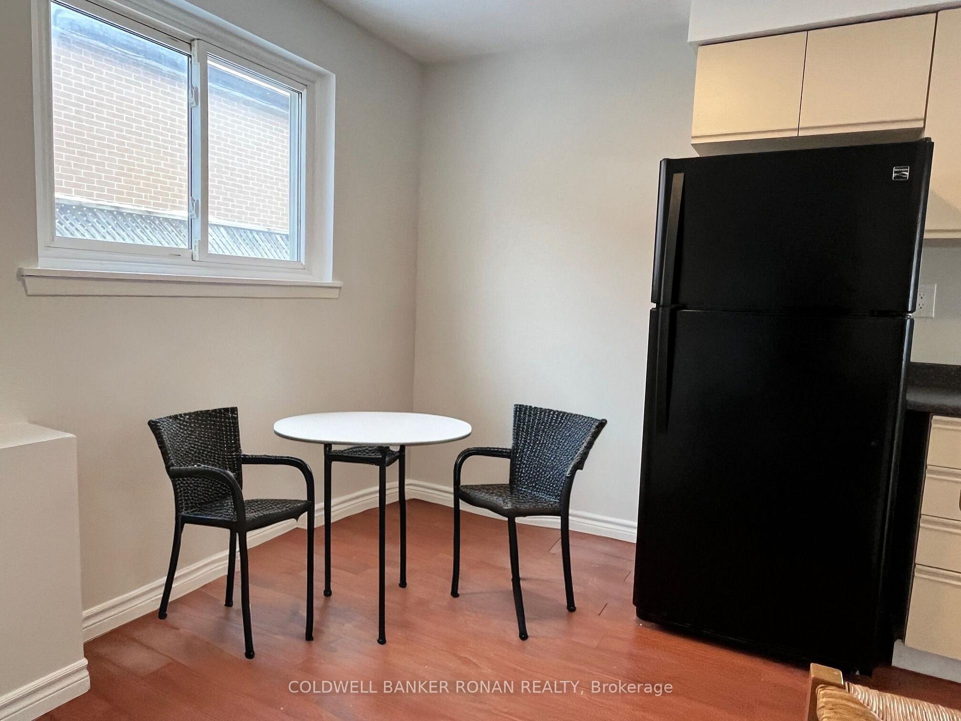 Photo 11 of 20 Eastern Avenue, New Tecumseth, Tottenham — HOMEH