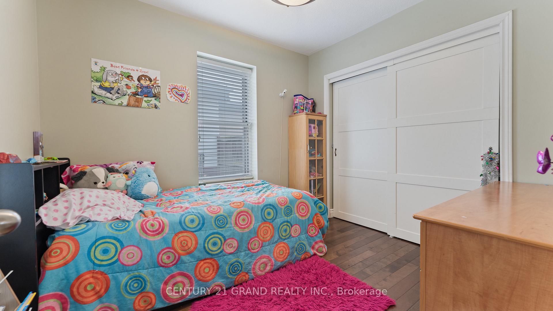 Photo 8 of 87 West River Street, Brant, Paris — HOMEH