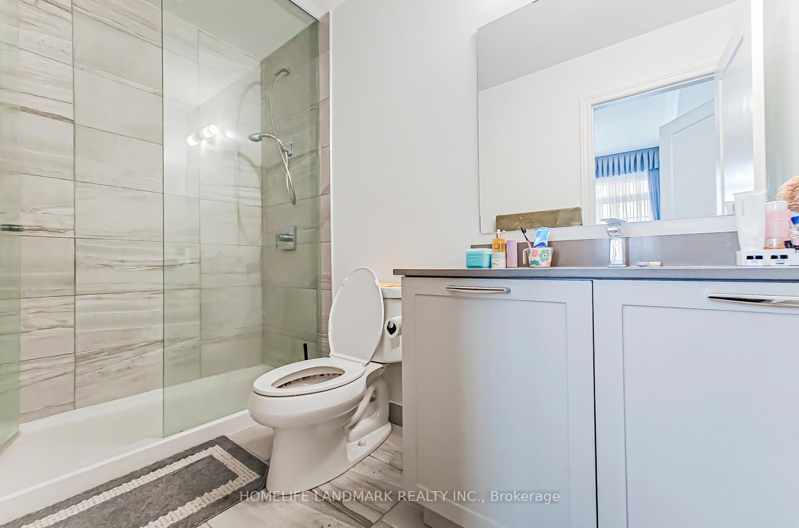 Photo 14 of 84 Village Parkway, Markham, Unionville — HOMEH
