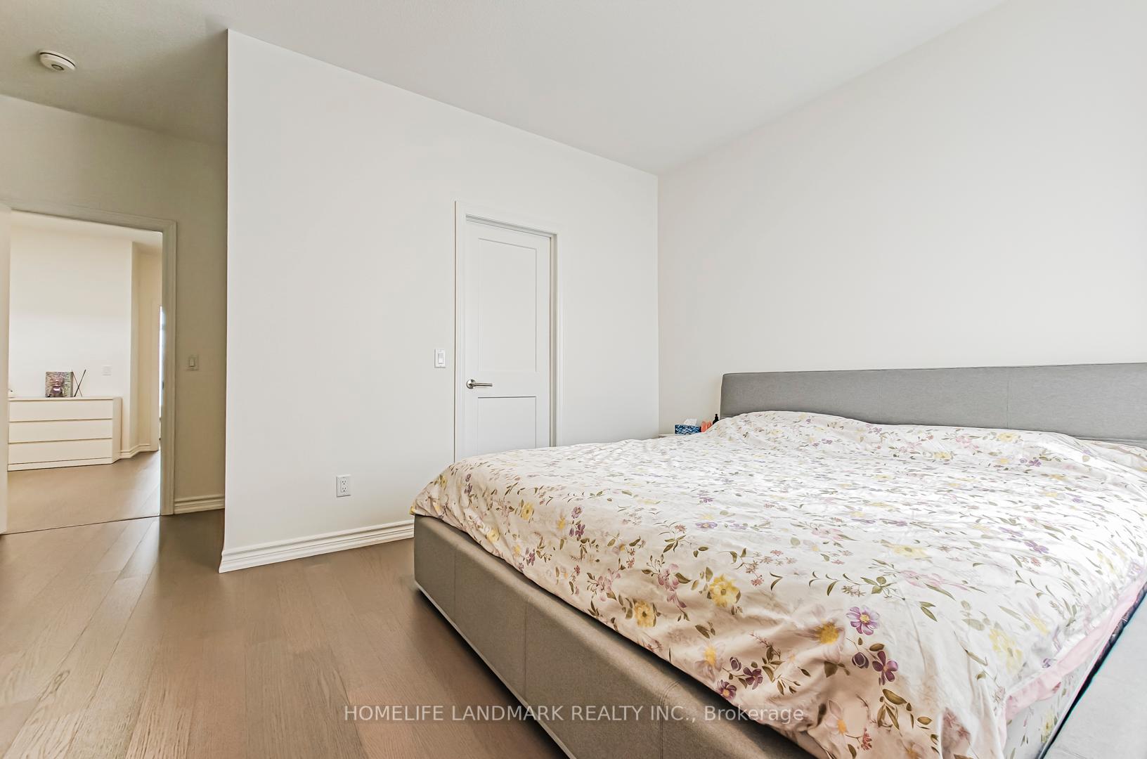 Photo 18 of 84 Village Parkway, Markham, Unionville — HOMEH