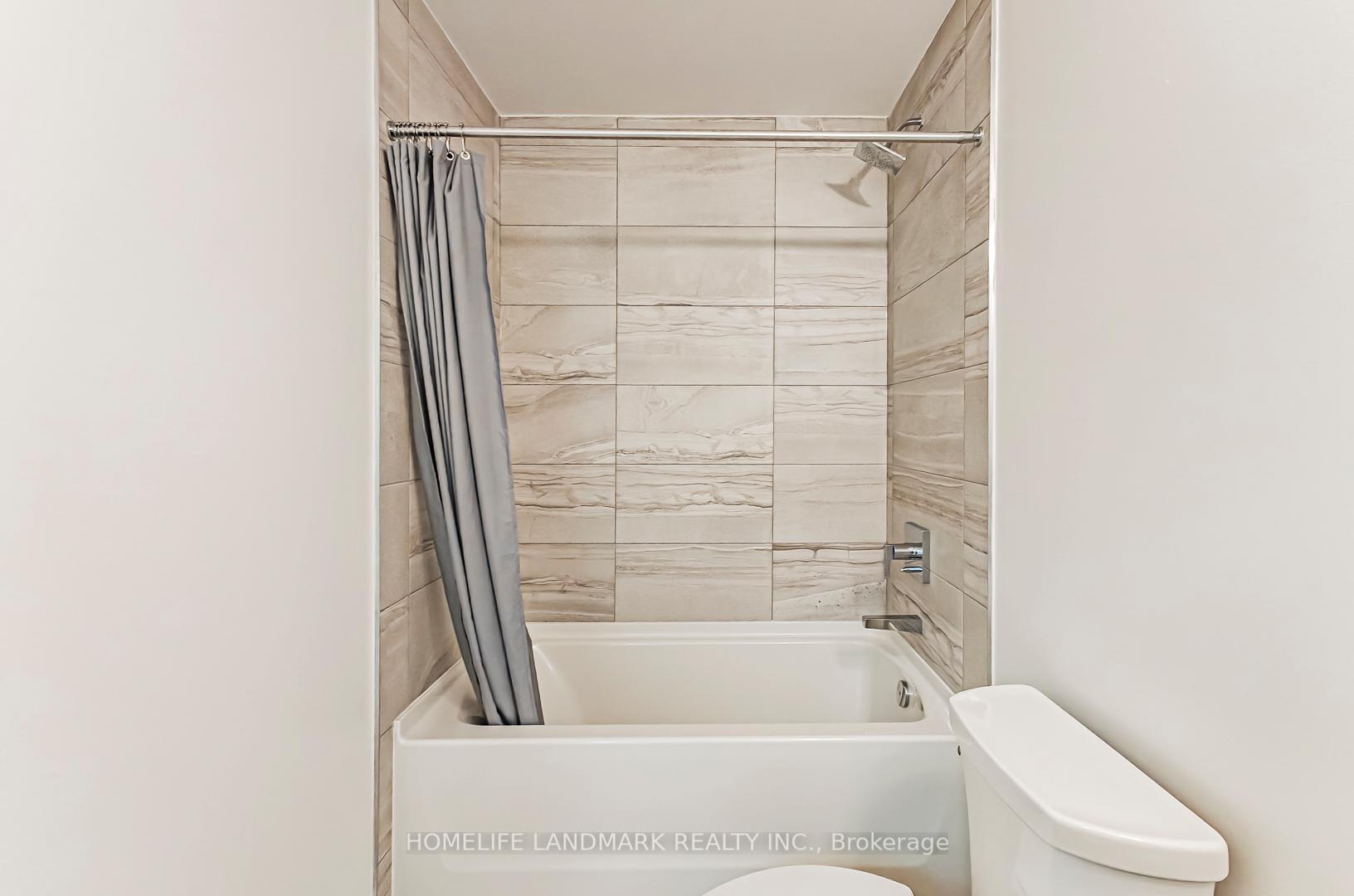 Photo 26 of 84 Village Parkway, Markham, Unionville — HOMEH