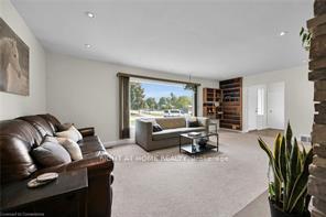 Photo 6 of 166 Rifle Range Road, Hamilton, Ainslie Wood — HOMEH