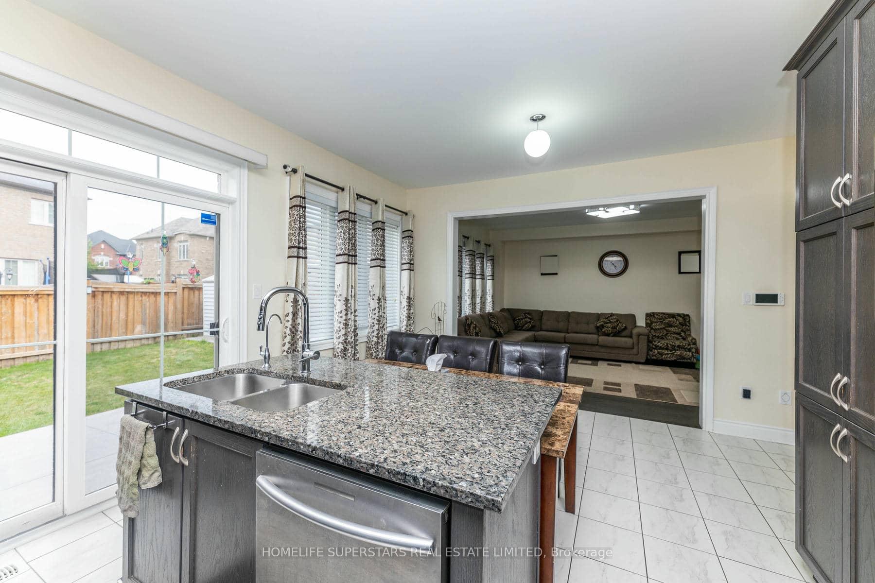 Photo 22 of 18 Mecca Street, Brampton, Toronto Gore Rural Estate — HOMEH