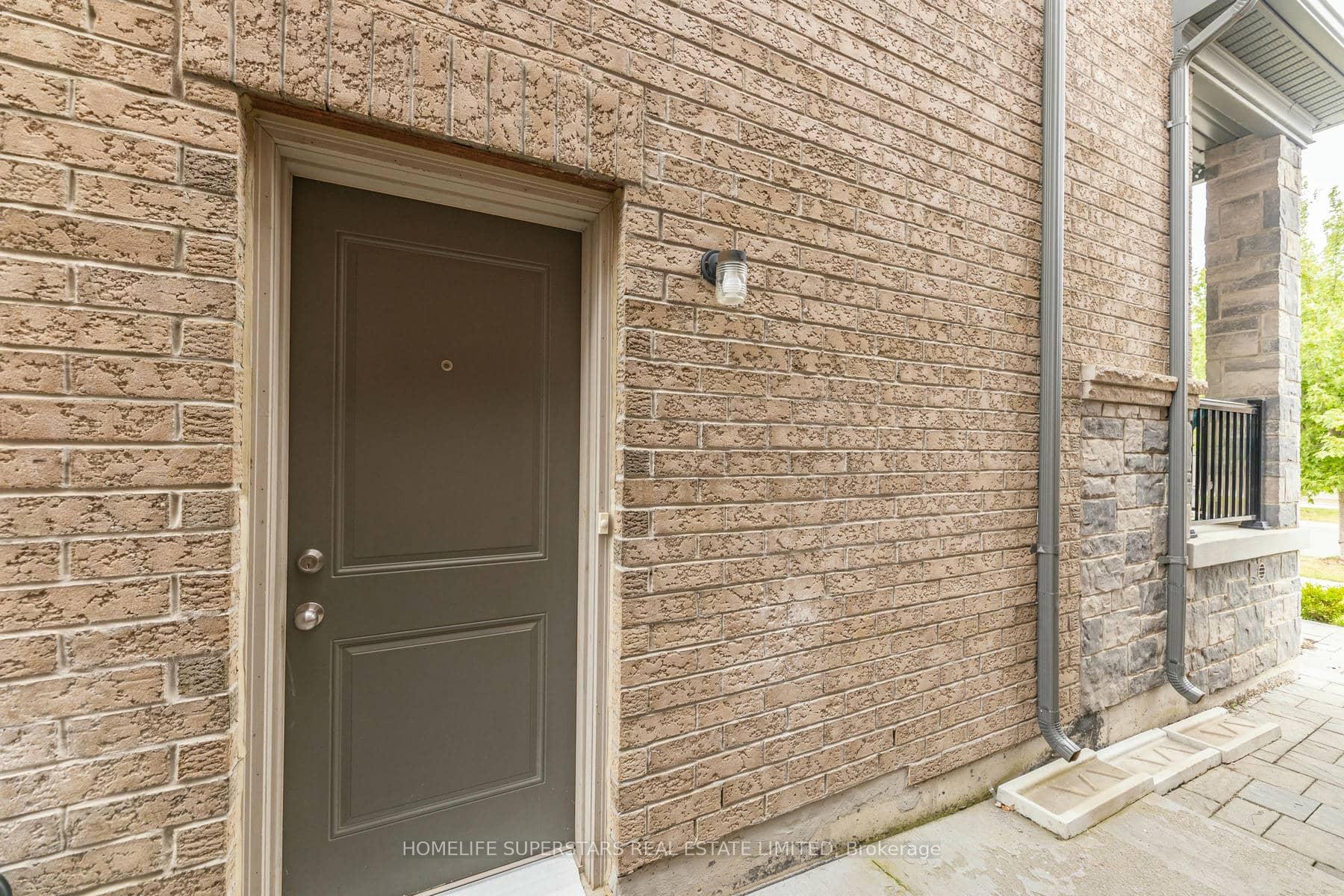 Photo 34 of 18 Mecca Street, Brampton, Toronto Gore Rural Estate — HOMEH