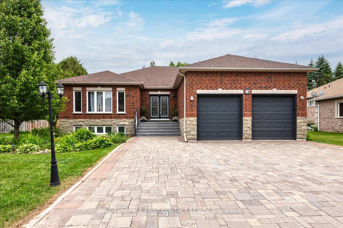 Front of 78 Fairway Crescent
